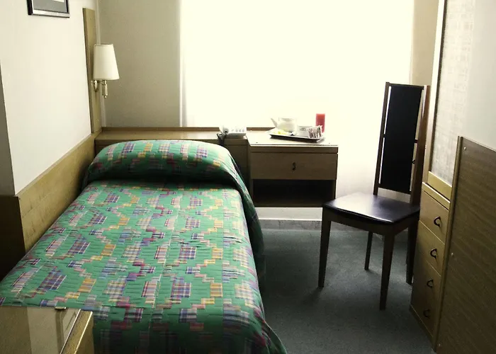 Hotel York 3*